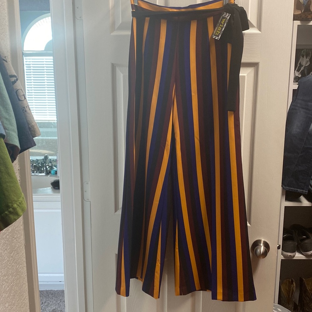 Wide leg striped pant-
